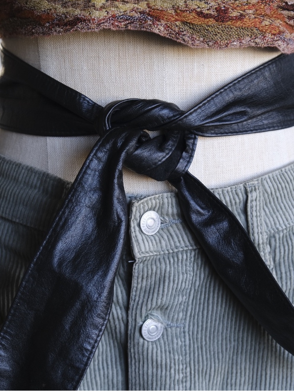 black wrap belt